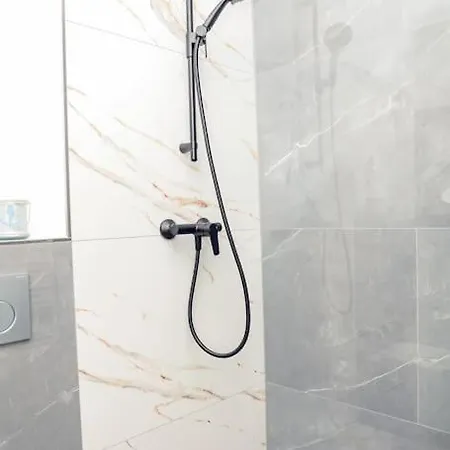 Apartman Ferienwohnung B02 In *